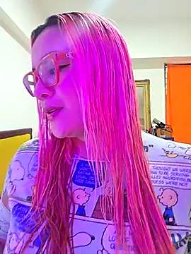 Snapshot of Nova-Satela chatting on January 9, 2026, 5:48 pm Nova-Satela online show from January 9, 2026, 5:48 pm