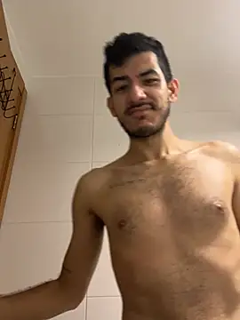 Snapshot of vinihfeh chatting on January 31, 2026, 10:41 pm vinihfeh online show from January 31, 2026, 10:41 pm