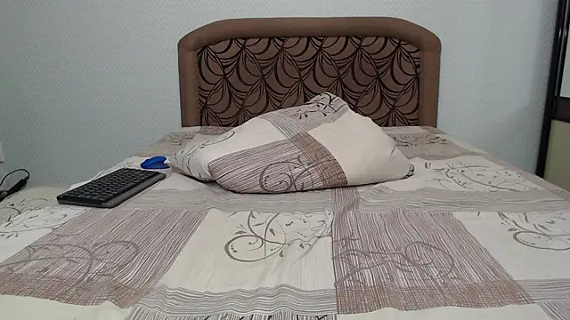  Sweet Dream  online show from February 4, 2025, 2:53 pm