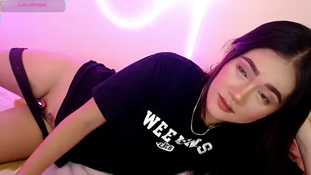 simplykhate online show from July 7, 2026, 1:52 am