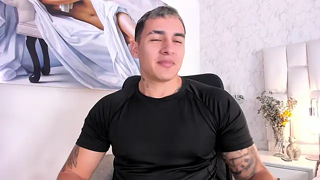 Snapshot of MassimoCo_ chatting on May 27, 2026, 11:18 am MassimoCo online show from May 27, 2026, 11:18 am