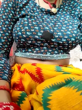 Snapshot of Queen_chayna chatting on June 27, 2026, 4:06 am Queen chayna online show from June 27, 2026, 4:06 am