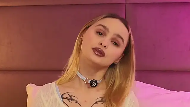 Snapshot of KittyOdley chatting on January 6, 2026, 7:12 am KittyOdley online show from January 6, 2026, 7:12 am