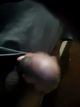 kinkydues online show from May 11, 2026, 8:20 am