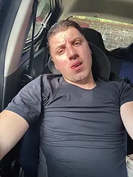 allee2206 online show from March 24, 2026, 1:49 pm