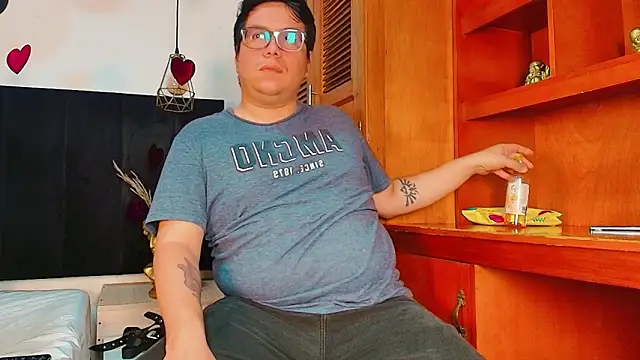 chubby16cm online show from February 13, 2026, 6:59 pm