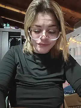 gisequeen online show from June 29, 2026, 9:26 pm