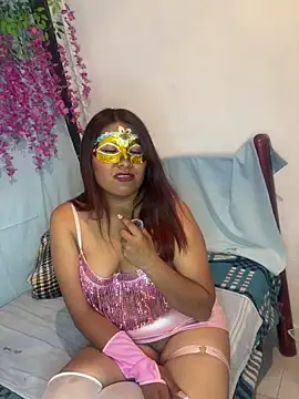 Snapshot of Zuley_foxi chatting on February 16, 2026, 2:51 am Zuley foxi online show from February 16, 2026, 2:51 am