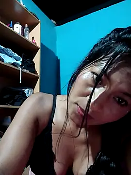 Saraa xx online show from March 2, 2026, 5:08 am