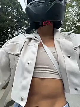 TaylorrHill online show from February 28, 2026, 6:31 pm