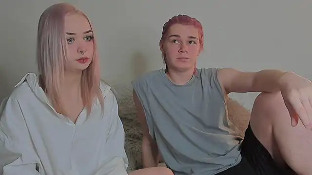 SweetheartsFriends online show from February 6, 2026, 6:51 am