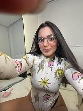 Snapshot of EVA_WILD1 chatting on March 3, 2026, 1:12 am EVA WILD1 online show from March 3, 2026, 1:12 am