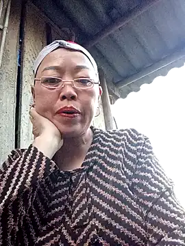 Agnes-baby online show from April 12, 2026, 11:04 am