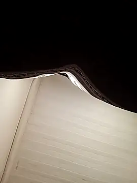 shanicollete online show from January 10, 2026, 4:47 am