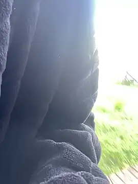 kwandero1234 online show from February 25, 2026, 4:44 am