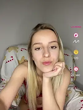 Snapshot of RahellaBlonde1 chatting on May 1, 2026, 7:40 pm RahellaBlonde1 online show from May 1, 2026, 7:40 pm