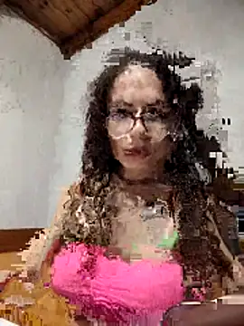 Snapshot of Nanucurlyxx chatting on February 11, 2026, 12:10 pm Nanucurlyxx online show from February 11, 2026, 12:10 pm