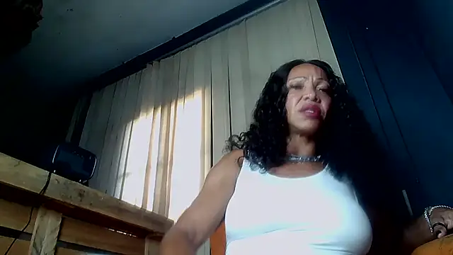 Snapshot of paolla23cm_brasil chatting on April 14, 2026, 5:52 pm paolla23cm brasil online show from April 14, 2026, 5:52 pm