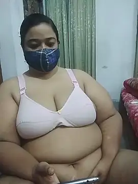 momo loves online show from April 1, 2026, 5:32 pm