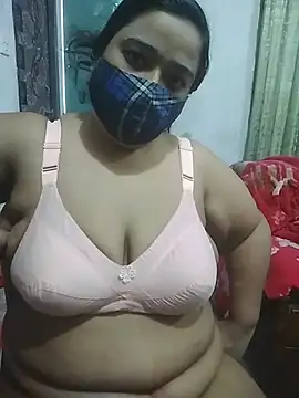 momo loves online show from April 9, 2026, 3:39 am