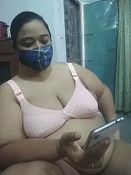 momo loves online show from April 12, 2026, 3:22 am