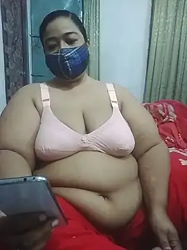 momo loves online show from April 12, 2026, 6:13 pm