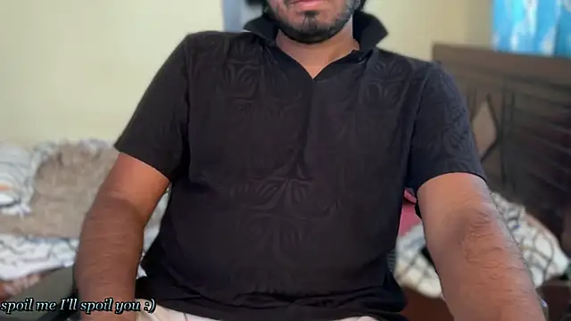 Snapshot of Ruthless_guyy chatting on July 6, 2026, 3:36 am Ruthless guyy online show from July 6, 2026, 3:36 am