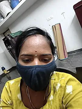 Snapshot of Tamil_Hot_Divya chatting on January 11, 2026, 4:56 pm Tamil Hot Divya online show from January 11, 2026, 4:56 pm