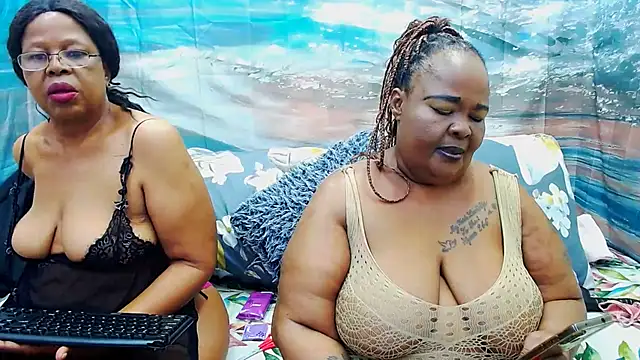 SEXY MATURExx online show from July 9, 2026, 5:06 pm