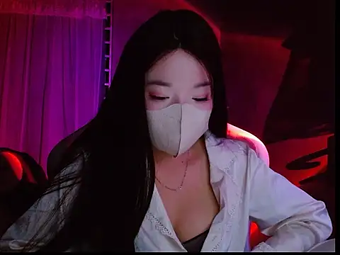 -Tamy- online show from January 14, 2026, 3:28 pm