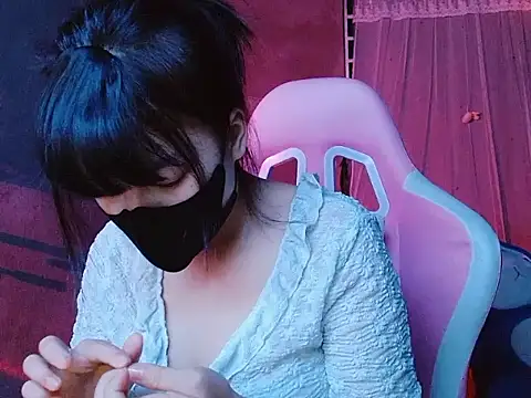 -Tamy- online show from March 5, 2026, 12:56 pm