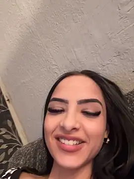 Snapshot of Evelin199 chatting on April 8, 2026, 3:01 pm Evelin199 online show from April 8, 2026, 3:01 pm