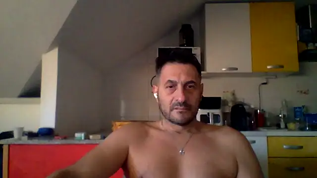 colosone online show from November 17, 2025, 6:52 am