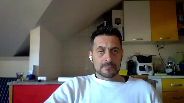 colosone online show from April 8, 2026, 10:59 am