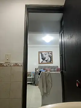 Snapshot of Violett_hott_ chatting on May 28, 2026, 11:29 am Violett hott online show from May 28, 2026, 11:29 am