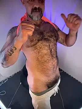 wolfbucker online show from March 11, 2026, 5:35 am