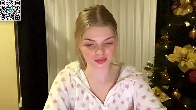 Sweet Sinn  online show from January 12, 2026, 10:26 pm