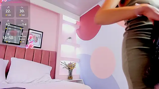 Katteyes   online show from April 9, 2026, 12:54 pm