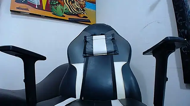 michell hot29 online show from February 16, 2026, 11:34 pm