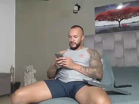 Snapshot of LeonGolds chatting on February 21, 2026, 7:31 am LeonGolds online show from February 21, 2026, 7:31 am