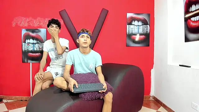 AVENGER BOYS2026 online show from April 7, 2026, 7:09 am