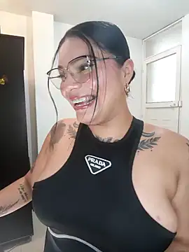 brenda palacio online show from February 17, 2026, 7:20 pm