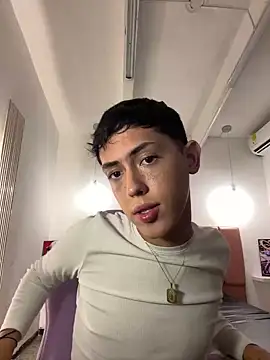 Iamcami  online show from February 12, 2026, 7:09 pm