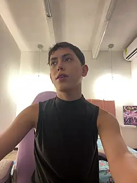 Iamcami  online show from March 4, 2026, 6:58 pm