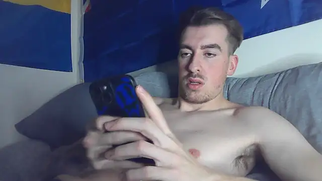 Snapshot of essexboy_2002 chatting on January 13, 2026, 11:43 pm essexboy 2002 online show from January 13, 2026, 11:43 pm