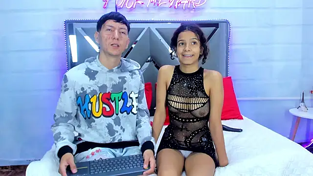 BunnyLove  online show from March 11, 2026, 12:05 am