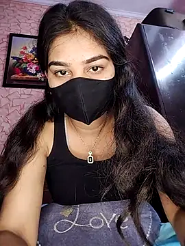 Snapshot of babydoll7172 chatting on February 8, 2026, 2:04 am babydoll7172 online show from February 8, 2026, 2:04 am