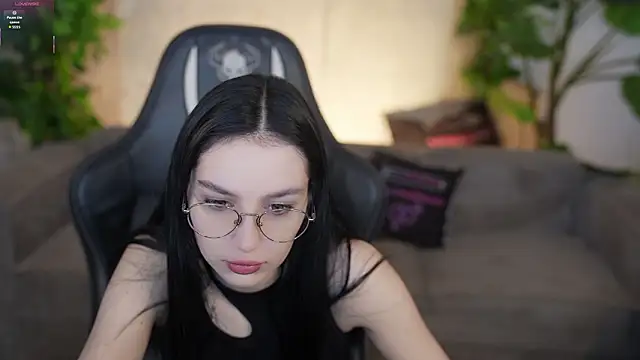 Mila Rose054 online show from February 28, 2026, 8:26 am