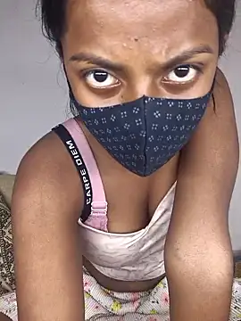 Royal-girl78 online show from February 14, 2026, 5:21 pm