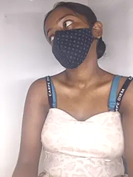 Royal-girl78 online show from February 17, 2026, 4:02 pm